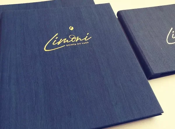 LEN18M Ementa Sintetica Matte madeira azul escuro Ementa Sintética Mate madeira azul escuro