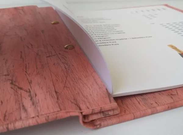 LEN18M Ementa Sintetica Matte textura malhada Rosa Ementa Sintética Mate textura malhada rosa