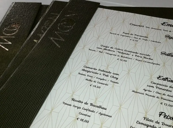 LEN25SM Prancheta Sintetica com Iman Prancheta em sintética com íman